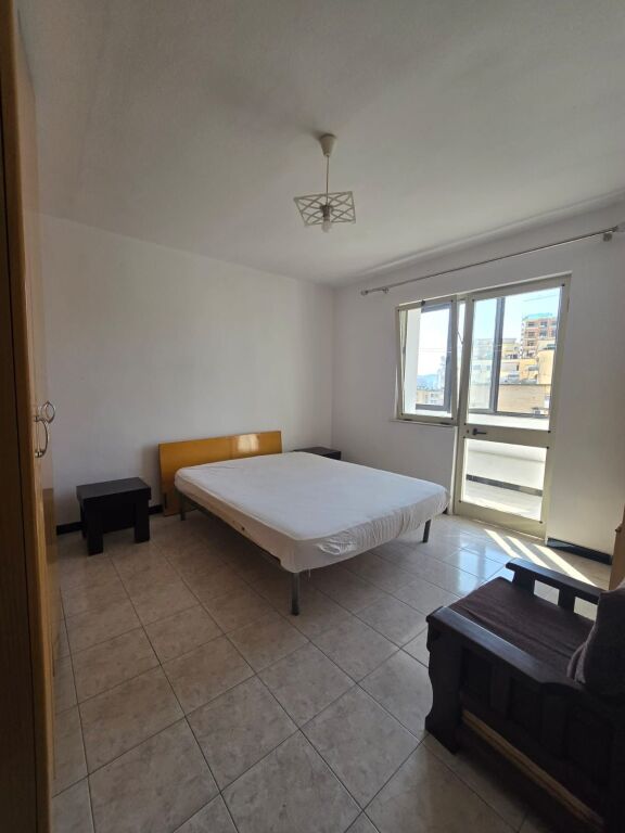 Apartment 1+1, Brryli!
