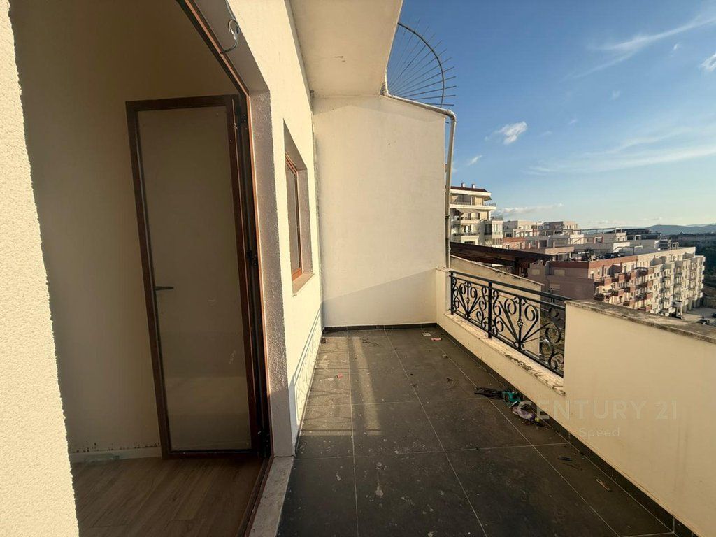 Apartment 2+1+2 for sale in Fresk!