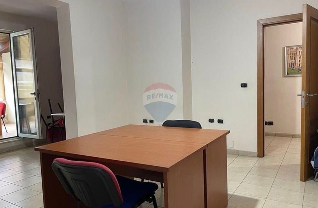 Jepet Zyrë me Qira në Don Bosco ID: 530571006-23