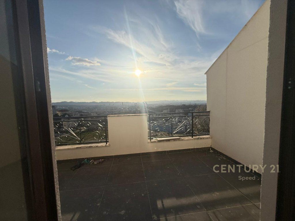 Apartment 2+1+2 for sale in Fresk!