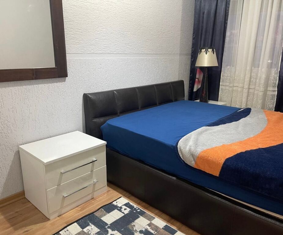 Apartament per Qira 2+1 tek Rruga e Kosovareve