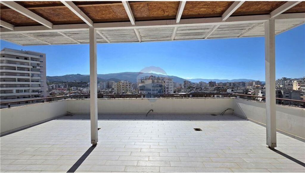 Duplex in Vendita, vicino alla chiesa ortodossa, Vlore