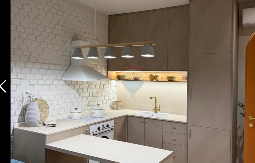 Apartament per qera 2+1 tek Myslym Shyri
