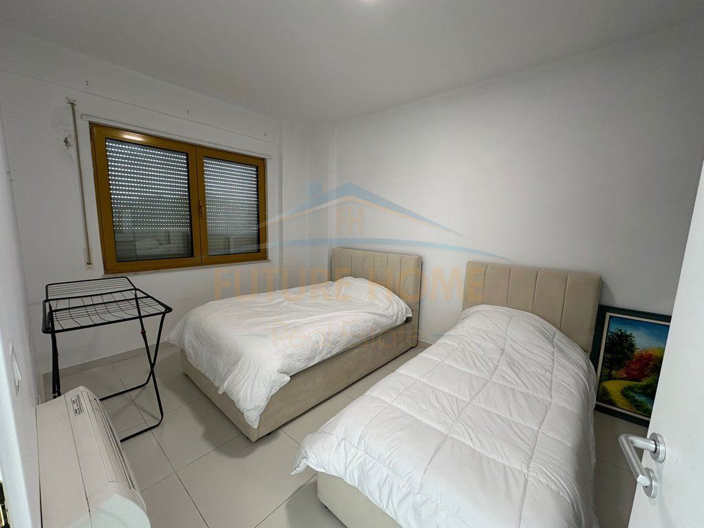 Affitto, Appartamento 2+1, Blloku, Tirana.
