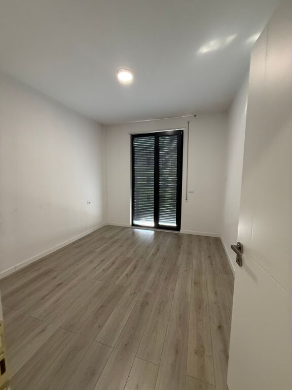 Zyre Jepet me qera apartament 1+1 në Residencën Erli