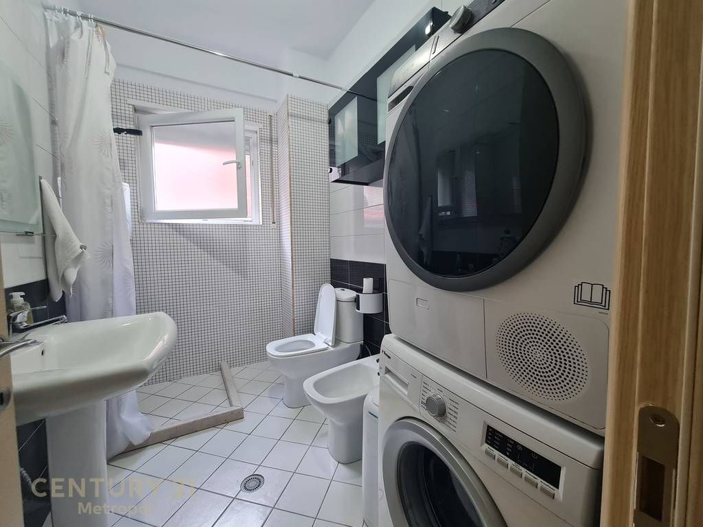 FOR SALE 1+1 ON THE 2ND FLOOR WITH ELEVATOR – NEAR THE BOTANICAL GARDEN!