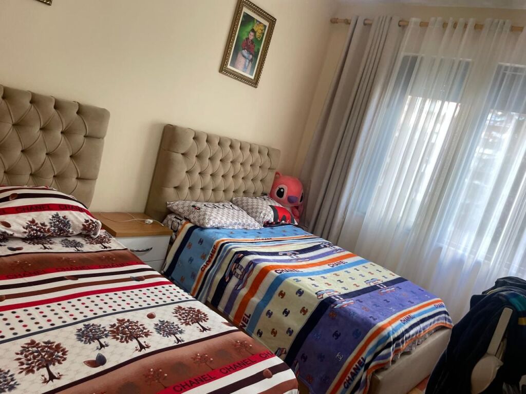 Appartamento 2+1+Veranda in vendita a Yzberisht.