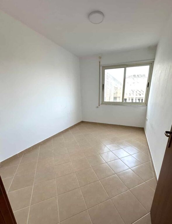 Shitet super Apartament 2+1+2 –  📍Shkëmbi i Kavajës  ❗️ Disa metra larg Detit