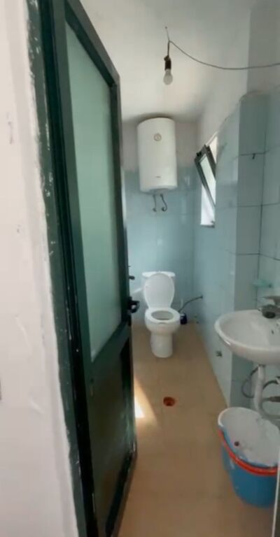 Monolocale in affitto, Scuola Vasil Shanto vicino ai Diplomatici 1, 320 mila lek