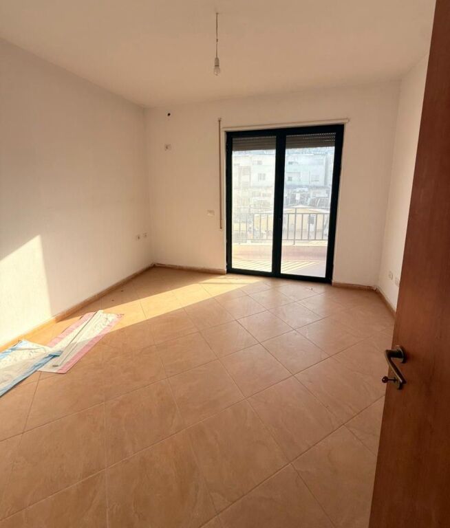 Appartamento 2+1 in vendita al sovrappasso Kristal