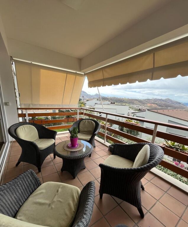 In affitto Appartamento 2+1+2, Residenza Long Hill dietro Teg 1500 euro