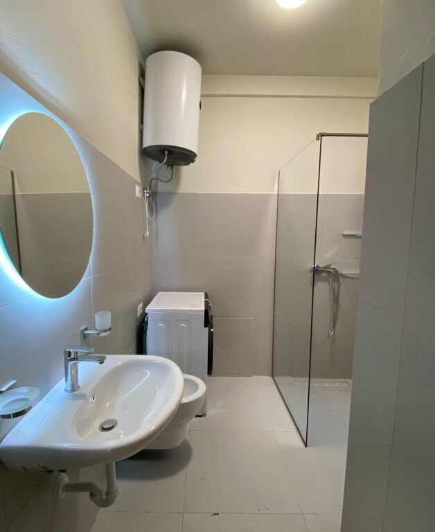 📌 Apartament me qira – River Residence, Astir