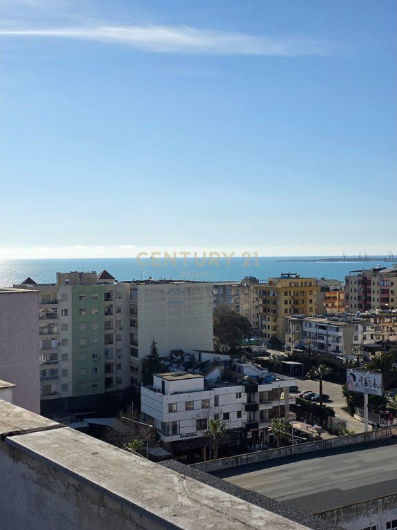 SHITET APARTAMENT 2+1+2 TUALETE +2 BALLKONE NE PLAZH HEKURUDHA DURRES ! 135,000 €
