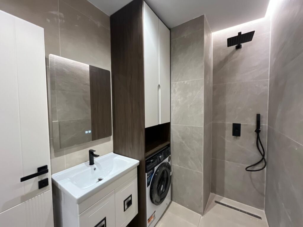 🏡 Apartament 1+1 për shitje – Rruga Mine Peza