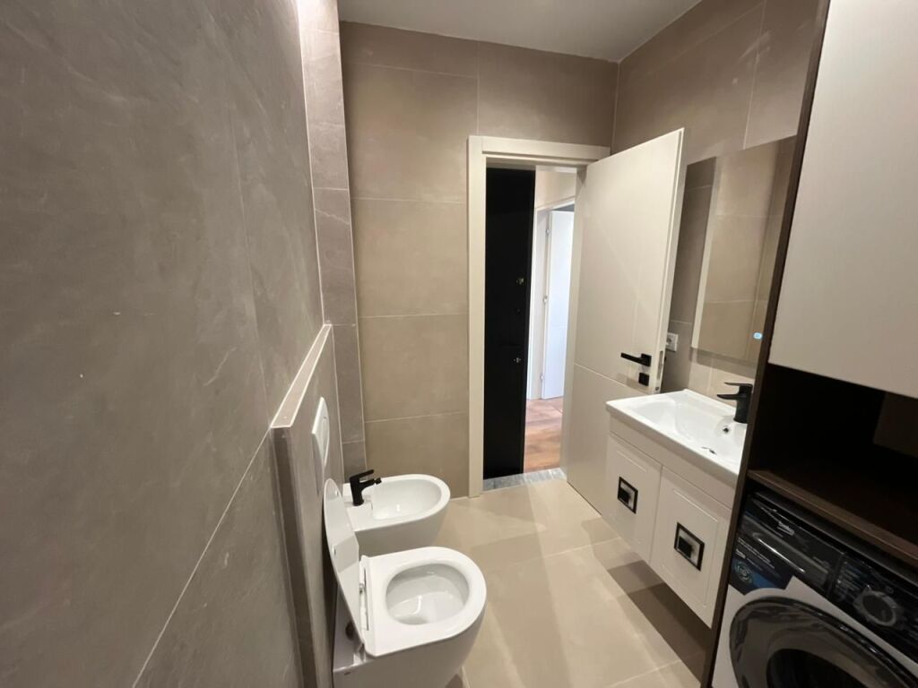 🏡 Apartament 1+1 për shitje – Rruga Mine Peza