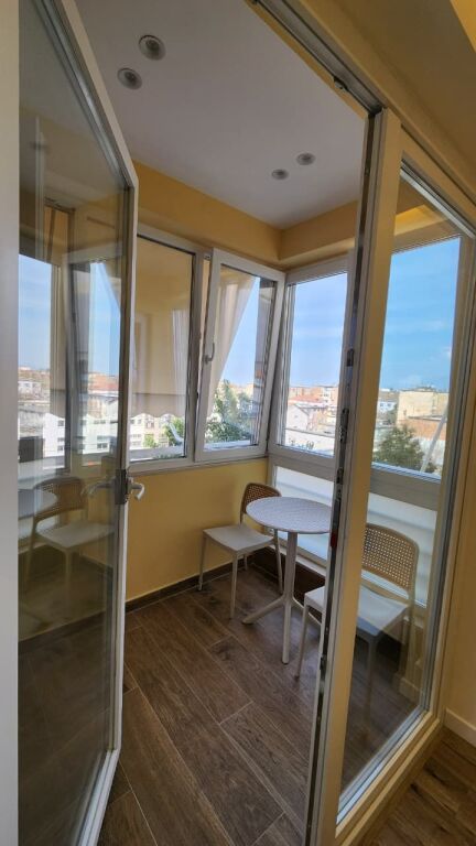 Apartament 1+1 me qira në Myslym Shyri