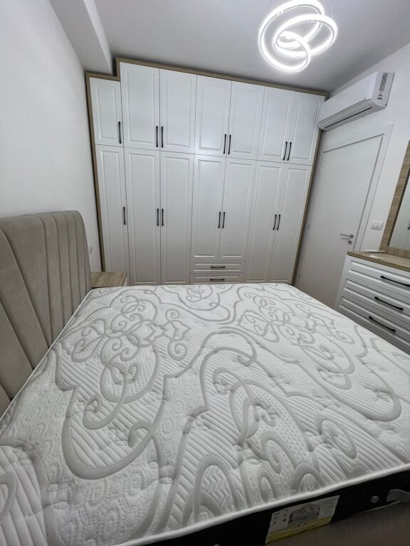 Apartament 1+1 me qira tek Zogu i Zi!