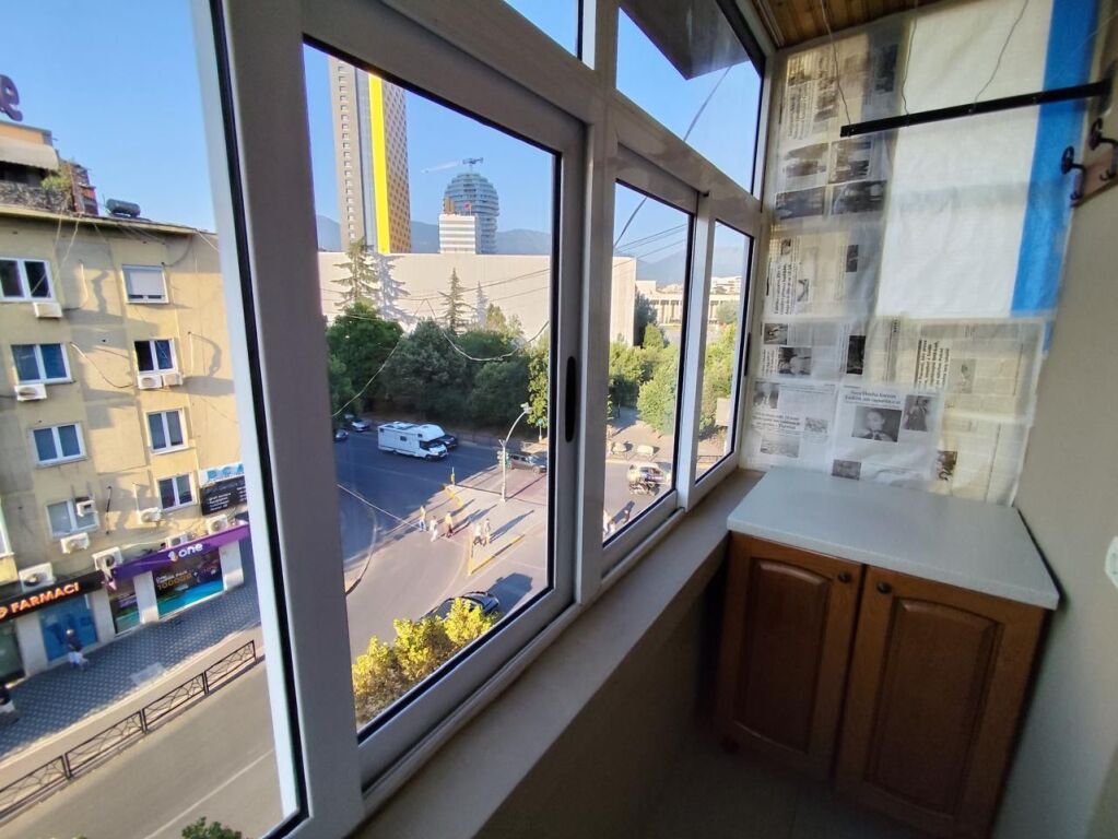 Appartamento in affitto piazza Skenderbej