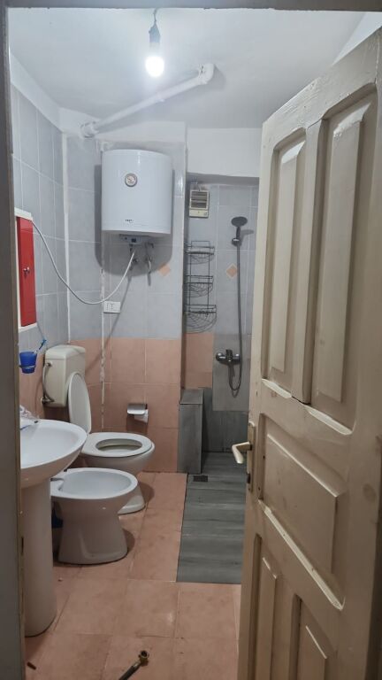 Shitet Garsoniere 27.4 m² – Rruga e Elbasanit, Kati 2