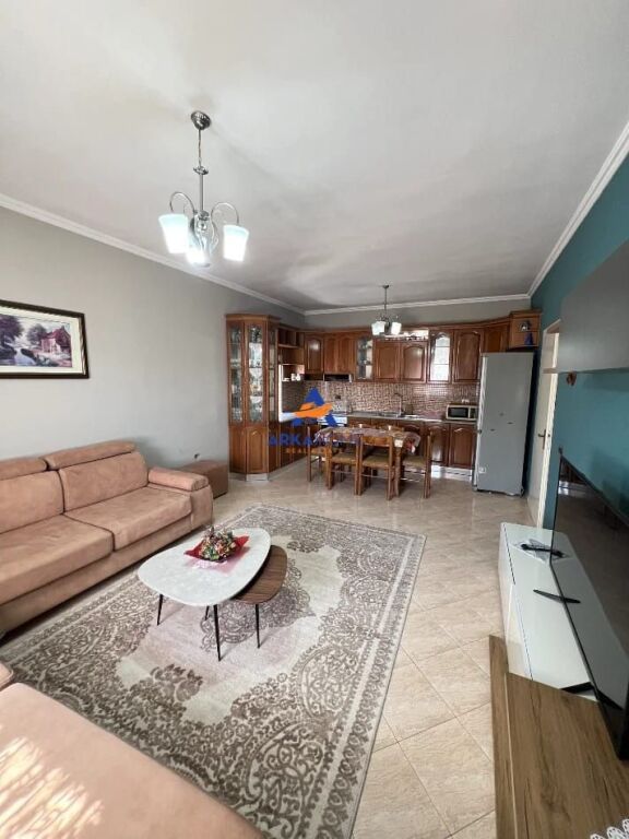 JEPET APARTAMENT ME QERA 2+1+BALLKON "RRUGA HALIL KURETANI, MISTO MAME,YZBERISHT" 400 EURO 
