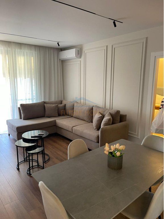 Rent , Apartment 2+1+2 , Qemal Stafa , Tirana