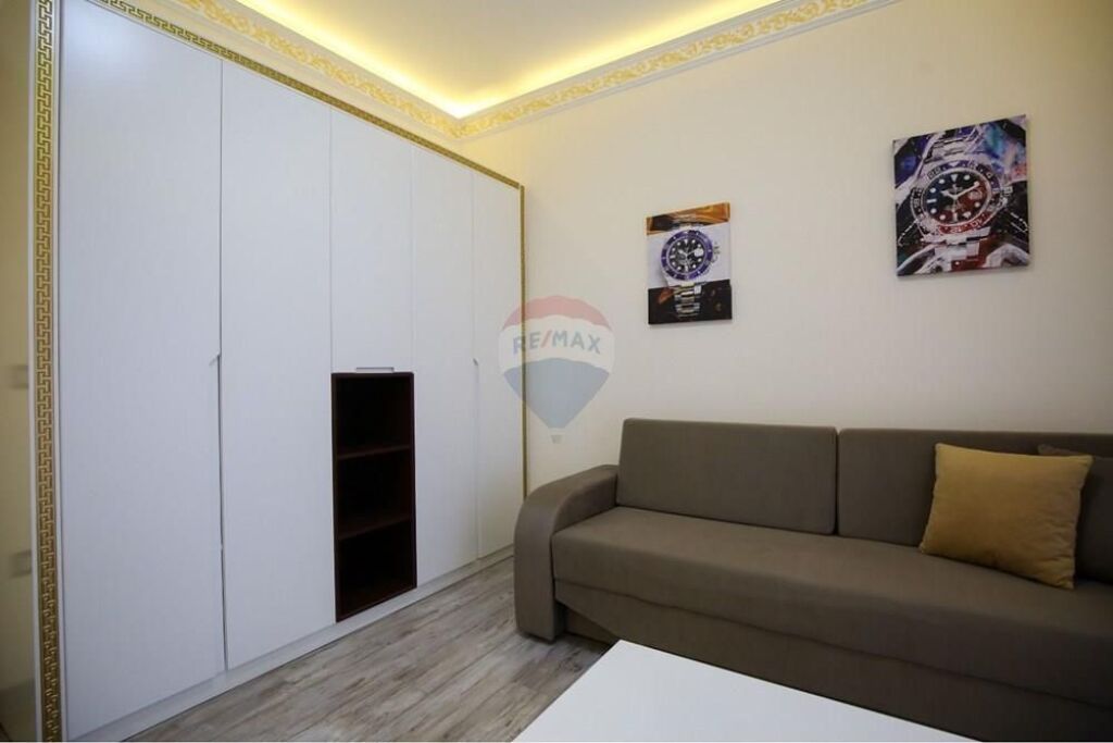 🏨 Hotel për Qira – Kuzum Baba, Vlorë