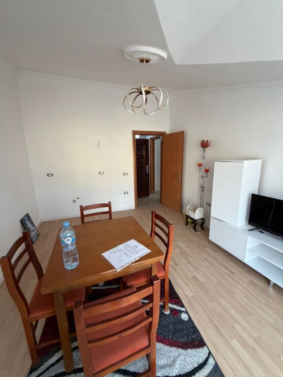 Apartament 1+1 +verande , Fresk