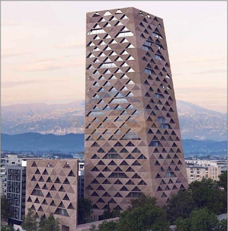 Shitet, Apartament 3+1+2, Tirana Tower