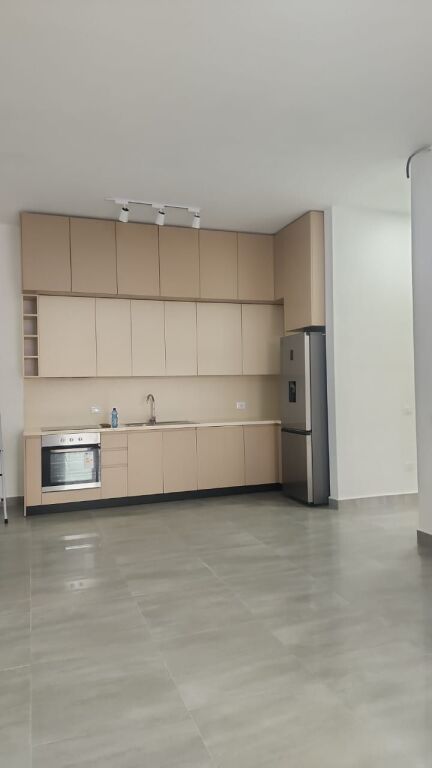 Apartament me qera 1+1+1POST pjeserisht i mobiluar ne DELIJORGJ