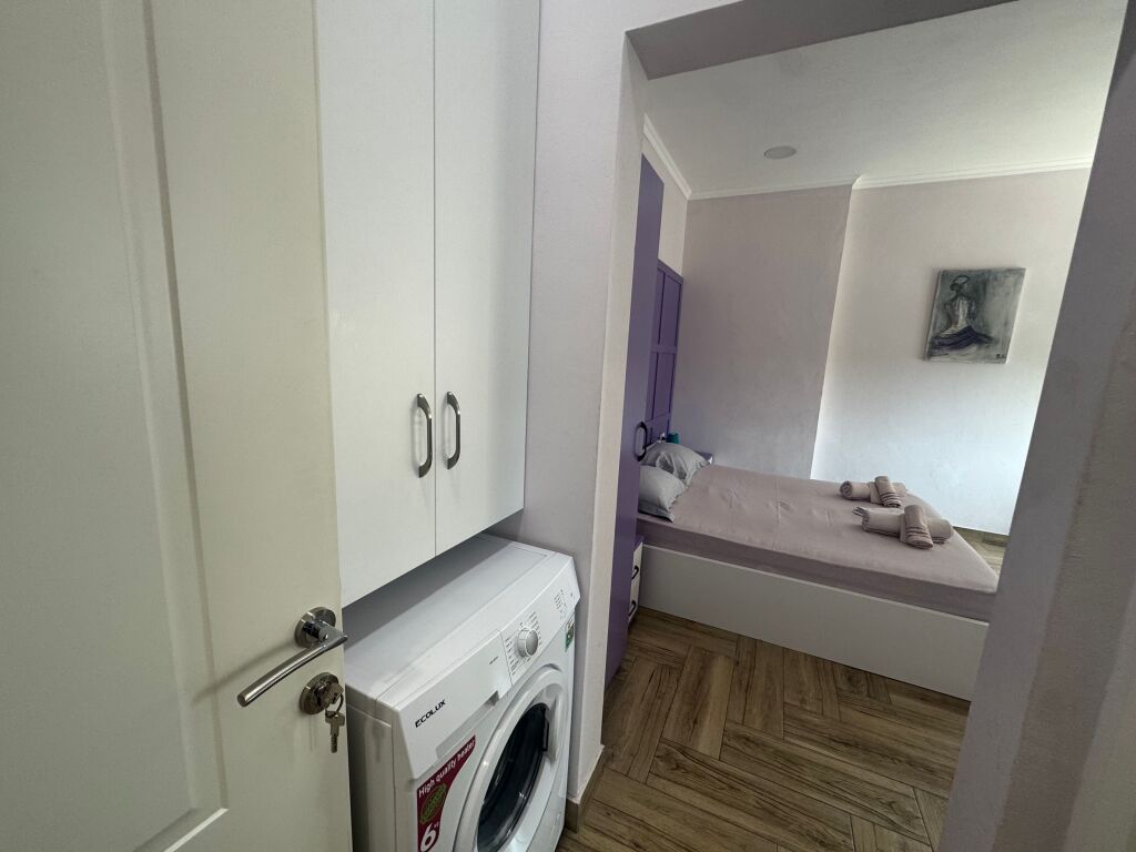 2 Studios for sale near Dinamo Stadium!