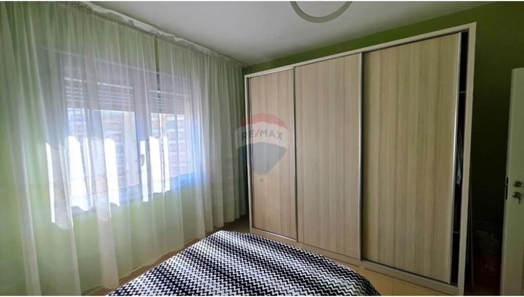 🏡 Apartament 1+1 për Shitje – Lungomare, Vlorë