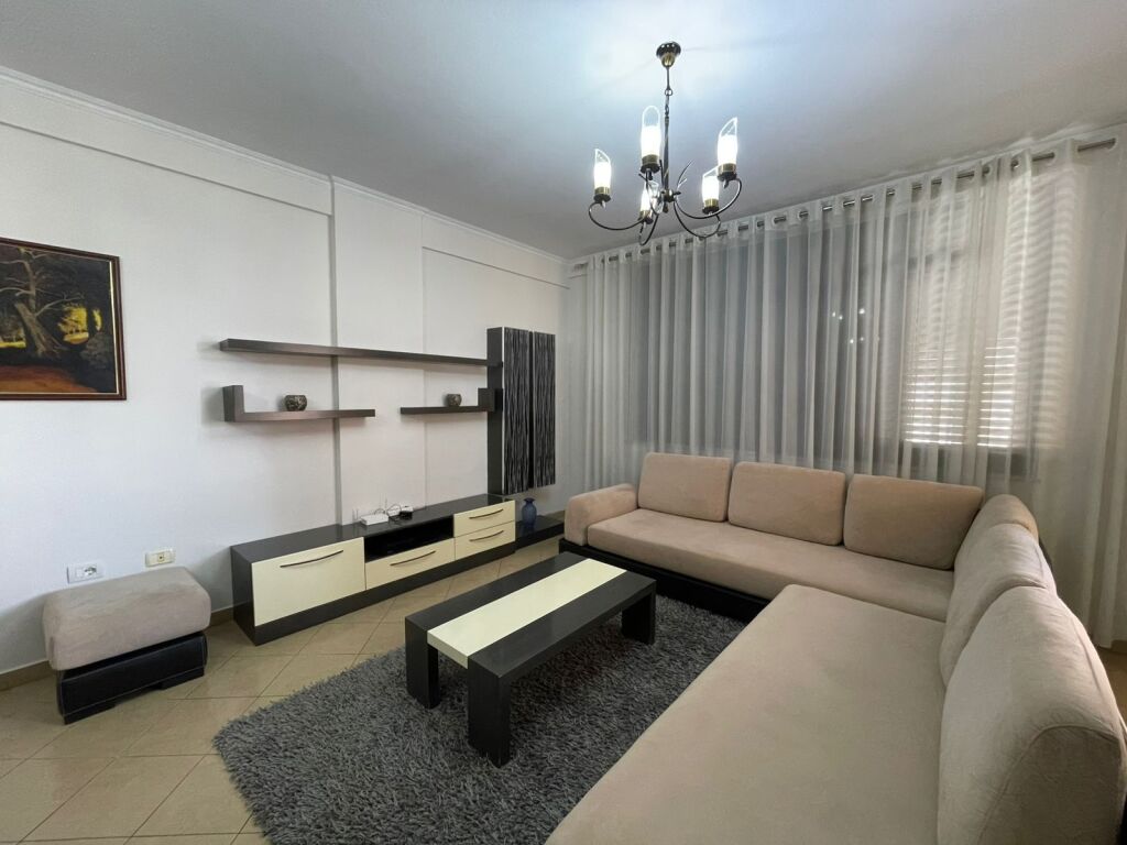 APARTAMENT 2+1 PER QERA NE KAMEZ