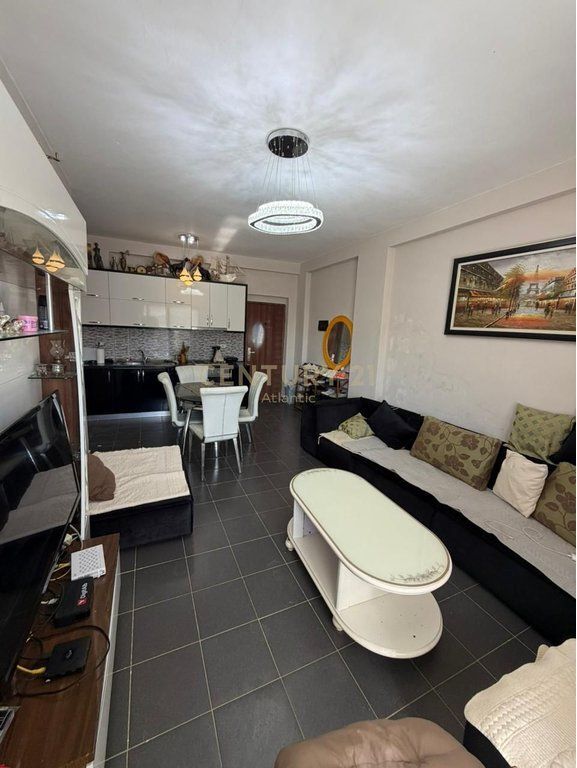Appartamento 1+1 in Vendita a Shkëmbin e Kavajës, Durrës