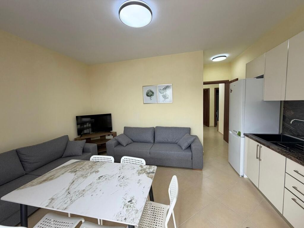 Apartament 2+1 me Qera Afatgjate - Uji i Ftohte, Vlore