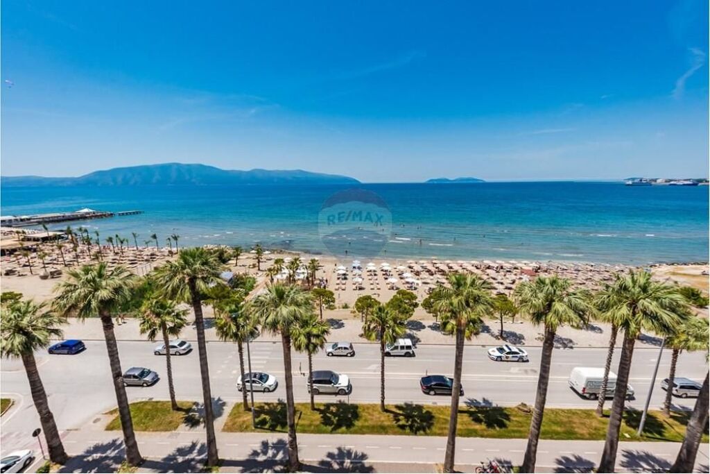 🏡 Apartament 1+1 për Qira – Lungomare, Vlorë