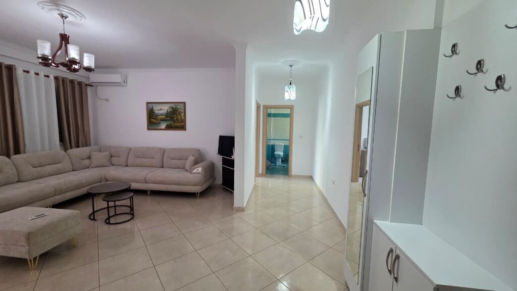 Appartamento 2+1+2 in Affitto a Lungo Termine – Vicino a Green Residence, Vlora