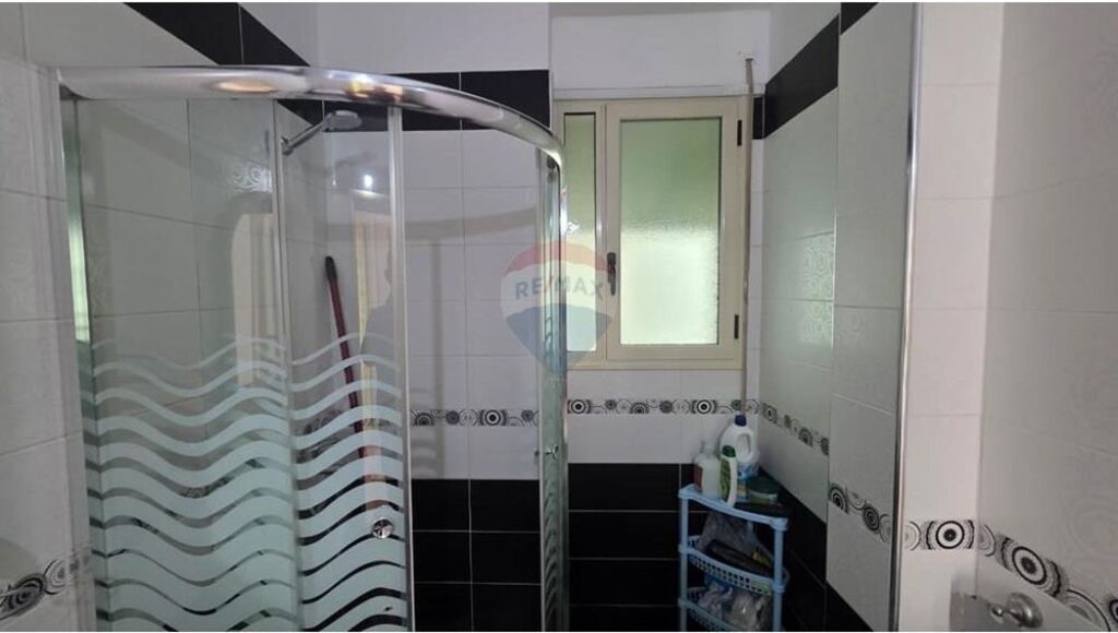 🏡 Appartamento 2+1+2 in Affitto – Vlora
