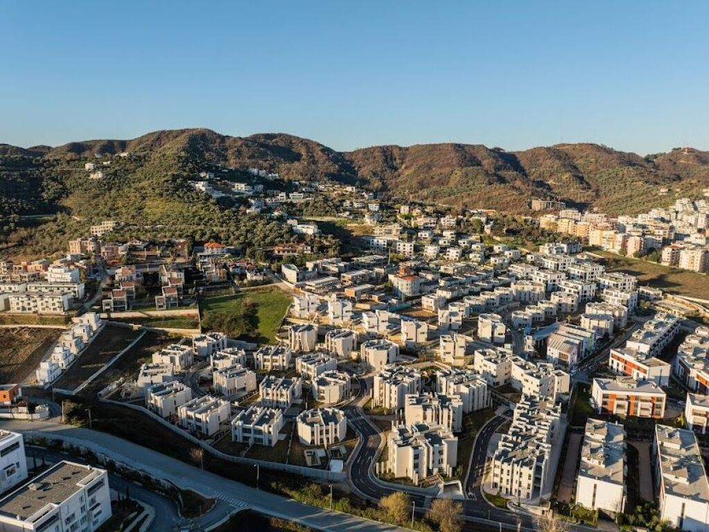 Appartamento in vendita a Green Valley