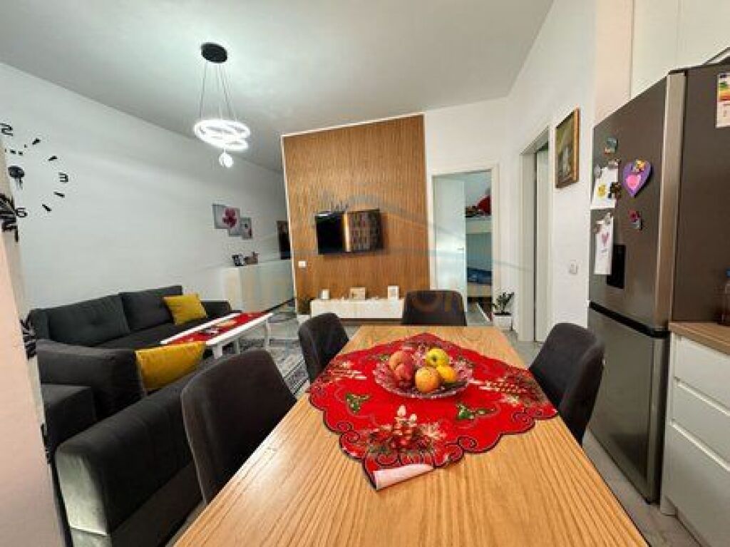 SHITET APARTAMENT 2+1,ALI DEM