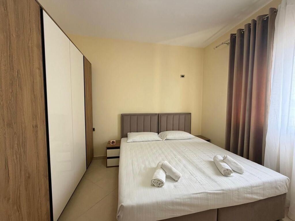 Apartament 1+1 me Qera Afatgjate - Uji i Ftohte, Vlore