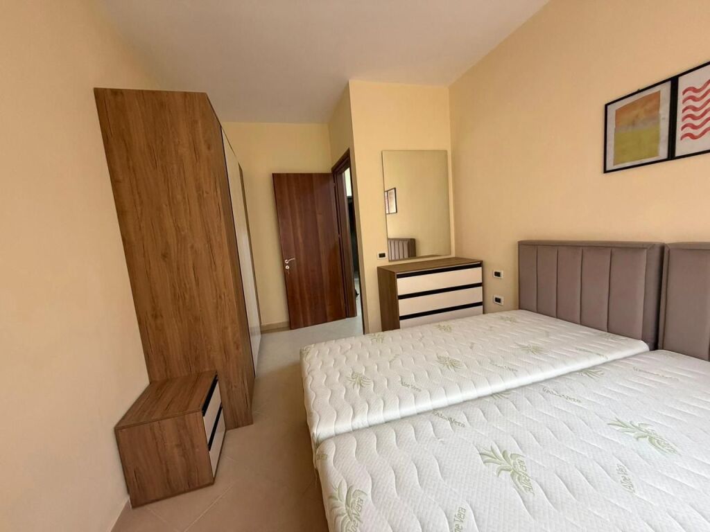 Apartament 2+1 me Qera Afatgjate - Uji i Ftohte, Vlore