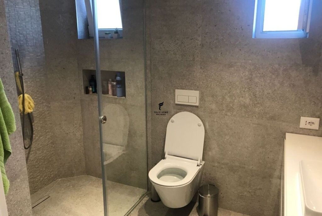 VENDESI APPARTAMENTO 1+1 CENTRO 195.000 EURO FH-64509