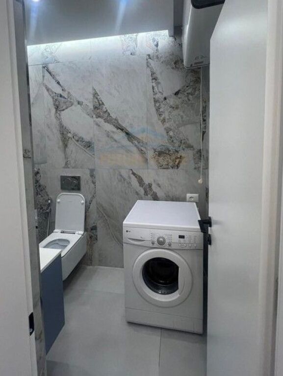 Rent , Apartment 2+1+2 , Qemal Stafa , Tirana