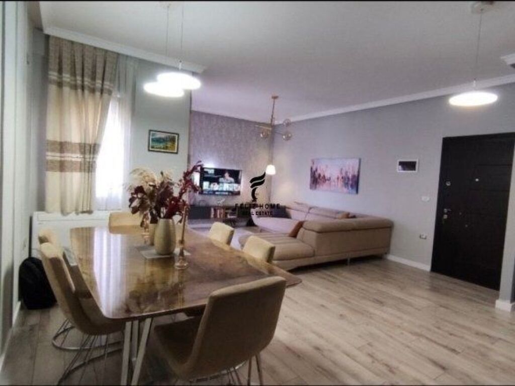 APPARTAMENTO IN AFFITTO 2+1 GIARDINO BOTANICO 60.000 LEKE FH-64413