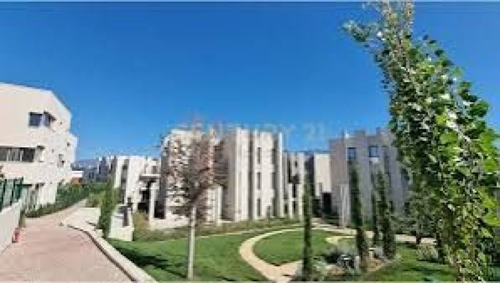 Appartamento in vendita a Green Valley