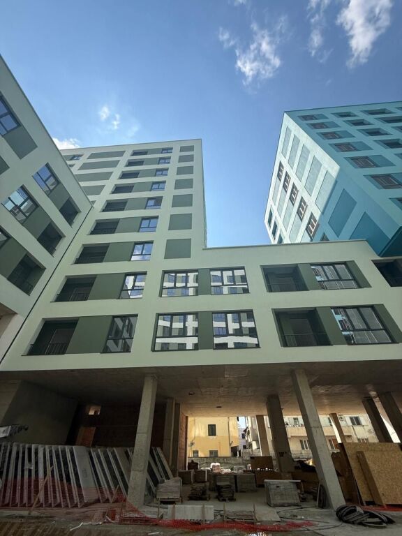 EKSKLUZIVE- Porcelan Residenca Splendor shesim apartament: 2+1+2