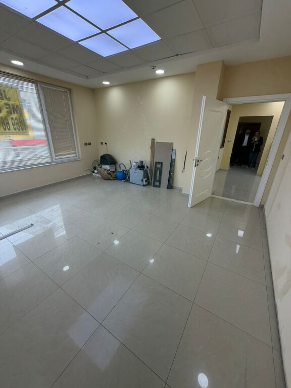 🚀 Ambiente Commerciale a Shkozet – 150m², Solo 600€/Mese! 🚀