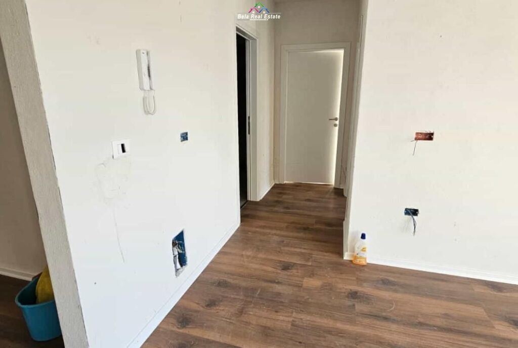 Apartament Ne Shitje 2+1 Ne Porcelan ( ID B120812) Tirane