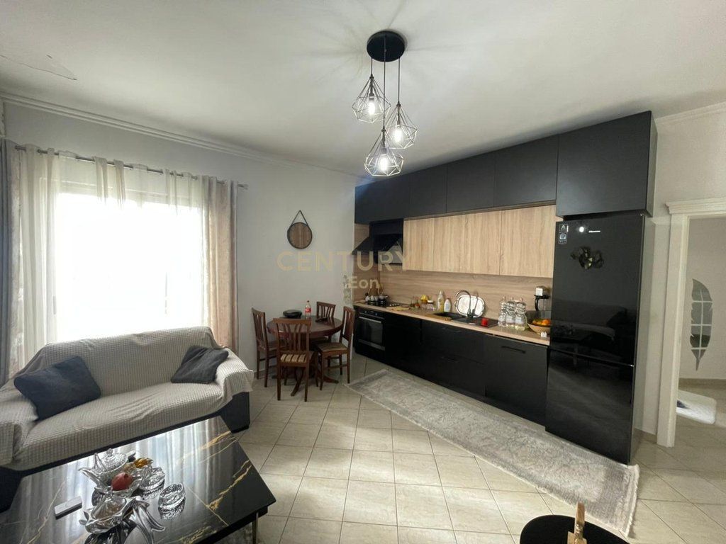 Apartament 2+1 per Shitje te Kazazi Durrës !!!