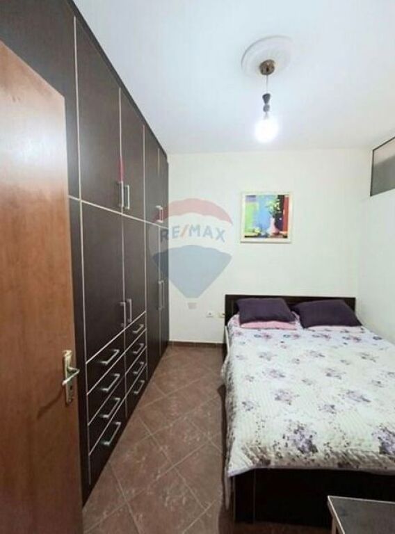 Shitet Apartament 1+1 në Yzberisht ID: 530571005-81